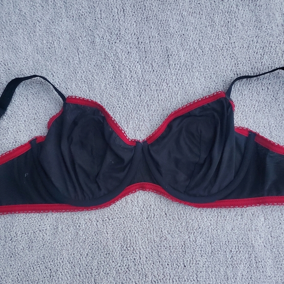 Adore Me Crotchet Heart Mesh Bra 38DD - Picture 4 of 6